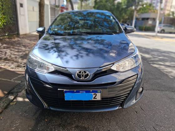 TOYOTA YARIS 1.5 16V FLEX XS CONNECT MULTIDRIVE TOYOTA YARIS 1.5 16V FLEX XS CONNECT MULTIDRIVE